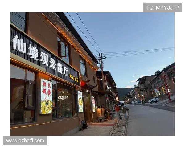 千名跑者畅跑百里山水画廊 周边民宿餐馆迎来客流高峰